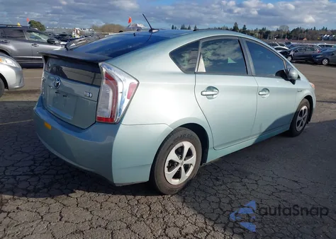 2014 Toyota Prius Three z USA, uszkodzony, nr VIN JTDKN3DU8E1783014